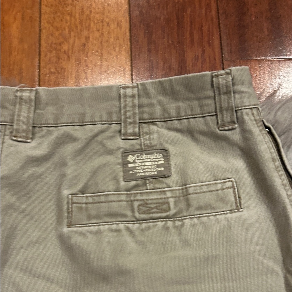 Men's Gray Pants - Picture 8 of 9
